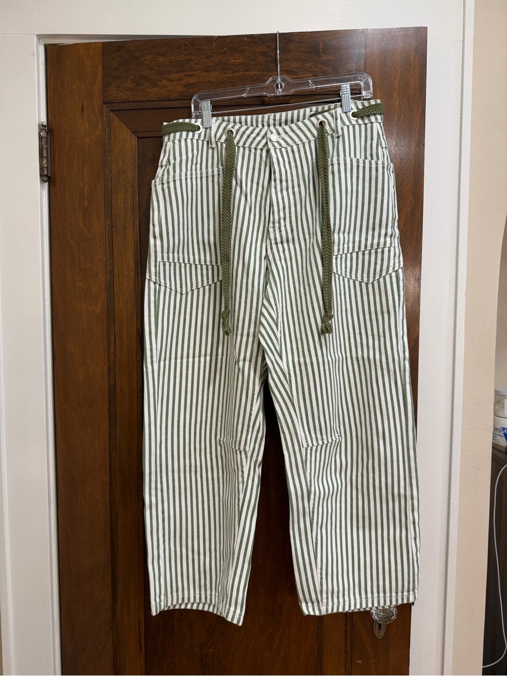 NWT Aaron & Amber Green Stripe Wide Leg Crop Pants Size Large